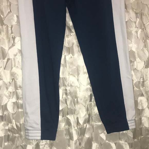 Pants - Picture 2 of 4